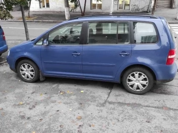 Авто Volkswagen Touran 2005 № 7649470