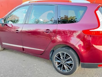 Авто Renault Grand Scenic 2013 № 7651203