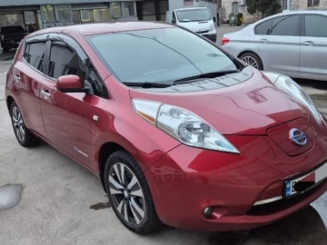 Авто Nissan Leaf 2015 № 7717043
