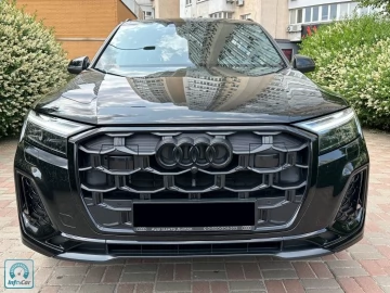 Авто Audi Q7 2024 № 7737053