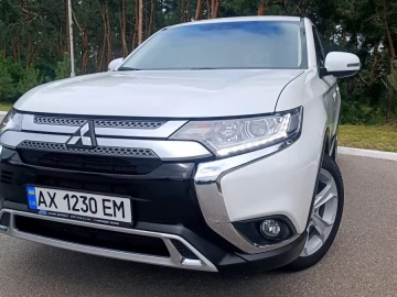 Авто Mitsubishi Outlander 2021 № 7782694
