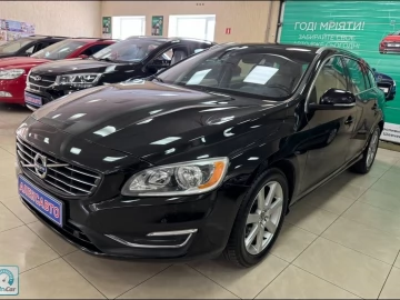 Авто Volvo V60 2016 № 7832864
