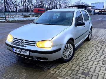 Авто Volkswagen Golf 2003 № 7133045