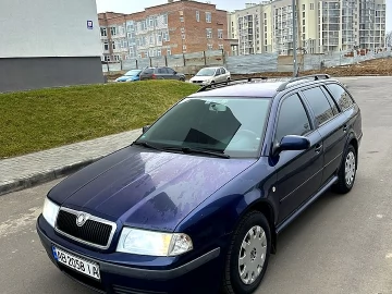 Авто Skoda Octavia 2003 № 7133064