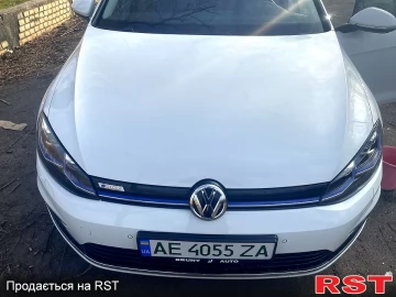 Авто Volkswagen E-Golf 2021 № 7133252