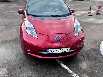 Авто Nissan Leaf 2012 № 7147082