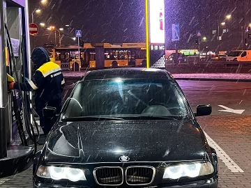 Авто BMW 3-Series 1999 № 7164765