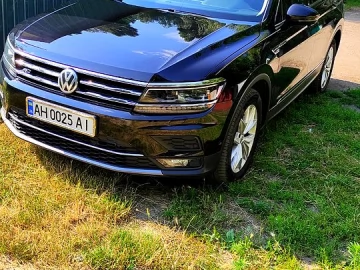 Авто Volkswagen Tiguan 2018 № 7165517