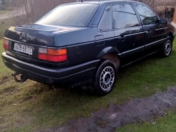 Авто Volkswagen Passat 1990 № 7179877