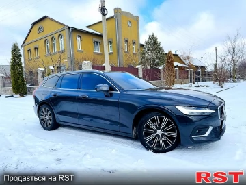 Авто Volvo V60 2020 № 7180797