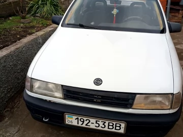 Авто Opel Vectra 1989 № 7181120