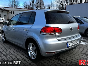 Авто Volkswagen Golf 2010 № 7196369