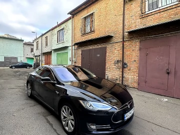 Авто Tesla Models 2014 № 7201925