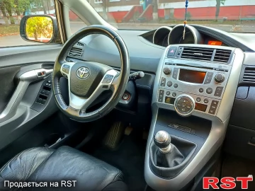 Авто Toyota Verso 2010 № 7229612