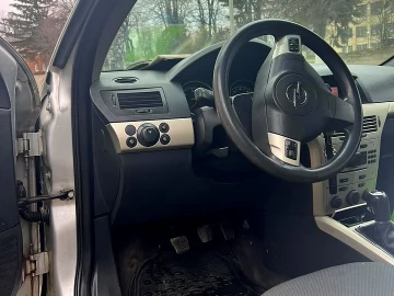 Авто Opel Astra 2008 № 7304632