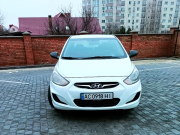 Авто Hyundai Accent 2013 № 7308543