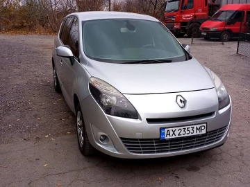 Авто Renault Grandscenic 2010 № 7309880