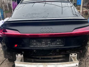 Авто Audi Q8-E-Tron 2023 № 7336420