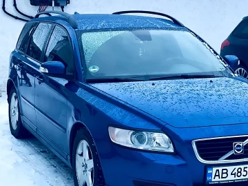 Авто Volvo V50 2008 № 7336868