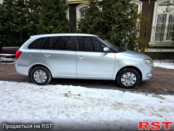 Авто Skoda Fabia 2012 № 7337296