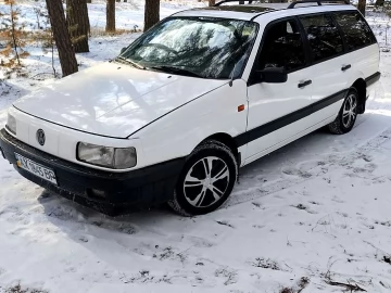 Авто Volkswagen Passat 1990 № 7338917