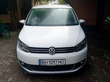 Авто Volkswagen Touran 2011 № 7339509