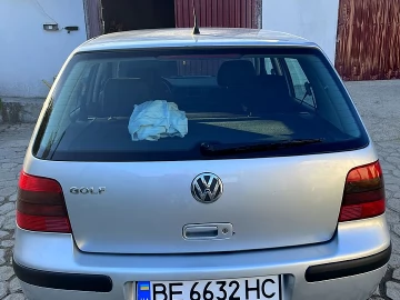 Авто Volkswagen Golf 2000 № 7343477