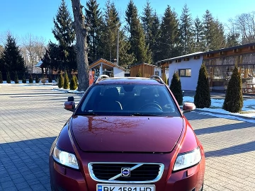 Авто Volvo V50 2008 № 7349050