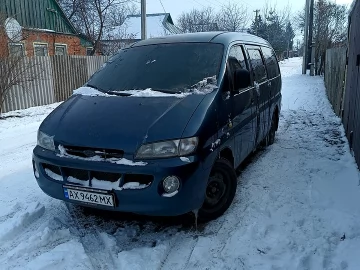 Авто Hyundai H200 1999 № 7351482