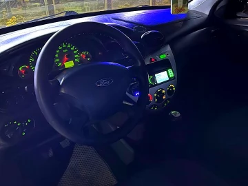 Авто Ford Focus 2002 № 7354655
