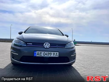 Авто Volkswagen E-Golf 2019 № 7378567