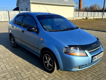 Авто Chevrolet Aveo 2004 № 7400815