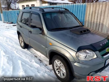 Авто Chevrolet Niva 2010 № 7404217
