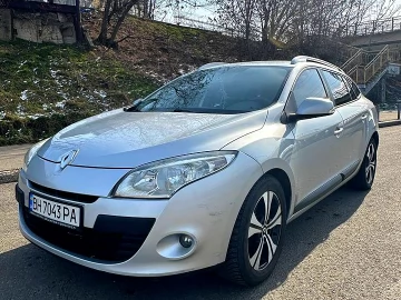 Авто Renault Megane 2010 № 7405004