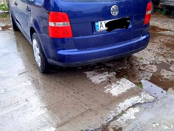 Авто Volkswagen Touran 2004 № 7405543