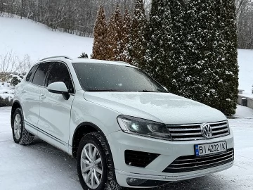 Авто Volkswagen Touareg 2015 № 7412048