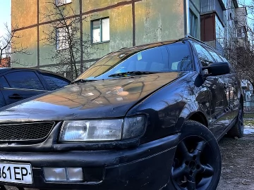 Авто Volkswagen Passat 1995 № 7412832