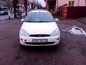 Авто Ford Focus 2000 № 7415232