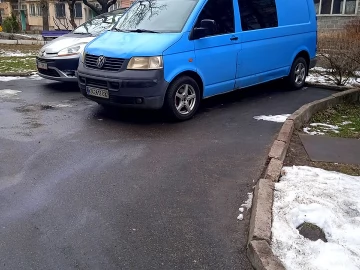 Авто Volkswagen Transporter 2004 № 7416026