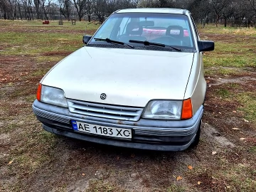 Авто Opel Kadett 1990 № 7418007