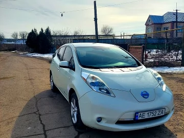 Авто Nissan Leaf 2011 № 7441769