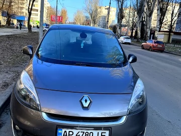 Авто Renault Grandscenic 2012 № 7445021