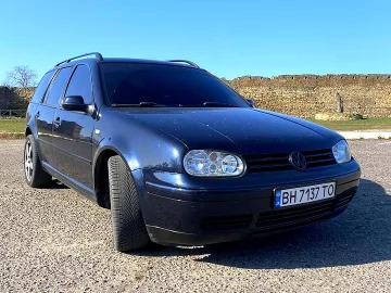 Авто Volkswagen Golf 2001 № 7455426
