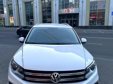 Авто Volkswagen Tiguan 2013 № 7456216