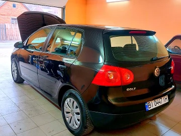 Авто Volkswagen Golf 2005 № 7456914