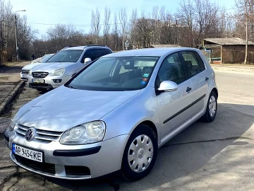 Авто Volkswagen Golf 2005 № 7458915