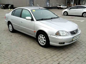 Авто Toyota Avensis 2002 № 7462222