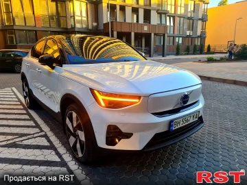 Авто Volvo C40 2022 № 7463636