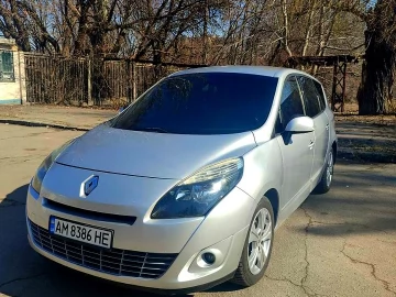 Авто Renault Grandscenic 2009 № 7466081