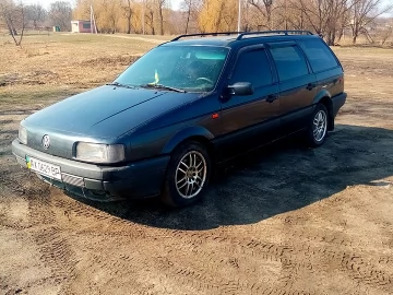 Авто Volkswagen Passat 1993 № 7474813